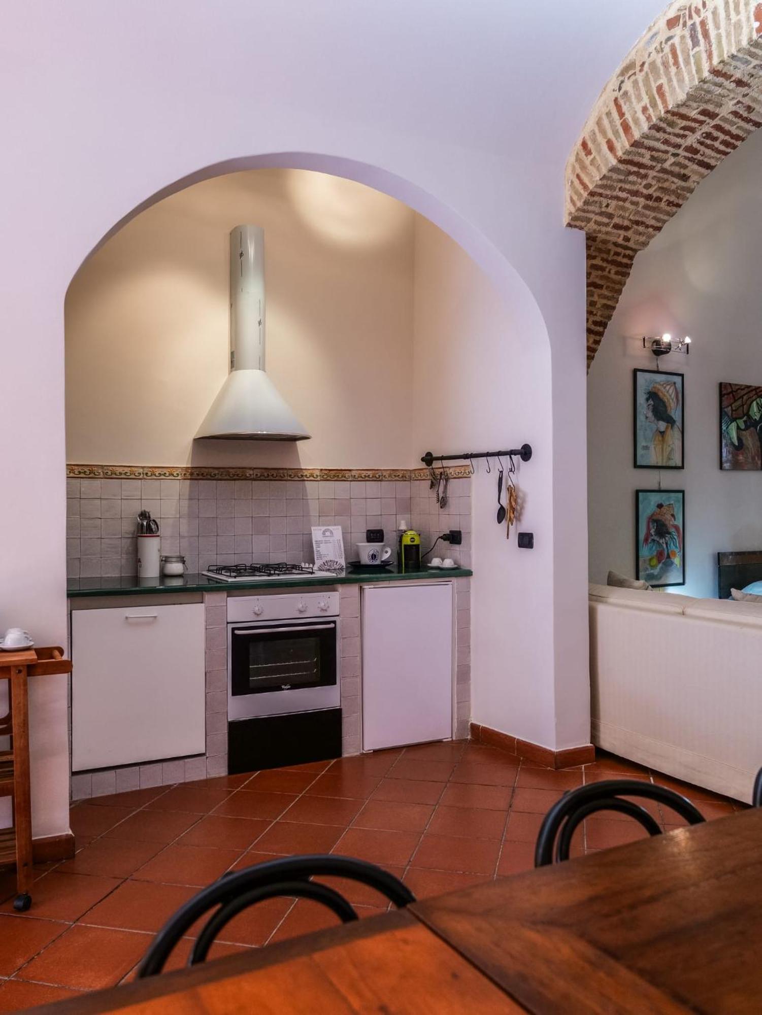Bed and Breakfast Umberto 25 Санто-Стефано-ди-Камастра Экстерьер фото